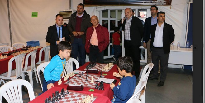 Atatürk satranç turnuvasını kazananlar belli oldu