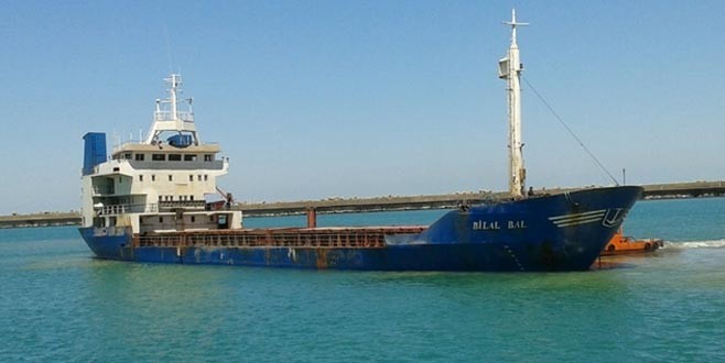 Batan gemi ile ilgili şok eden iddia! Ölü kaptan dümeni