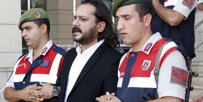 Emrah Serbes’ten mektup var!