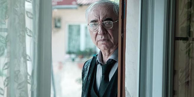 Şener Şen’e gişede AYLA şoku!