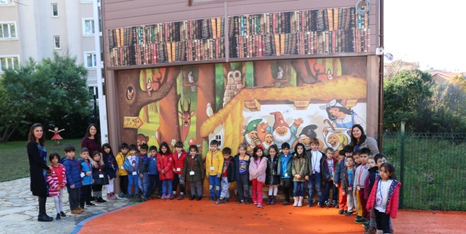 Türkiye’nin tek masal müzesi Kartal’da açıldı