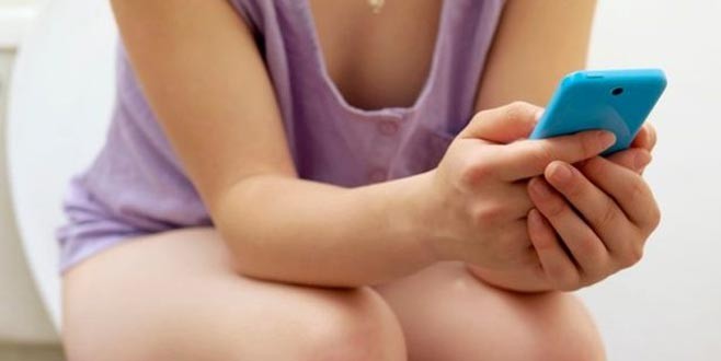 Tuvalete giderken yanınıza cep telefonu almayın