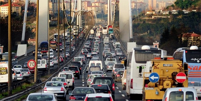 Karayollarındaki hız sınırlamaları değişiyor