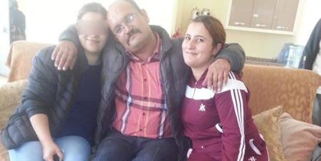 22 yıl sonra bulduğu kardeşini kaçırdılar