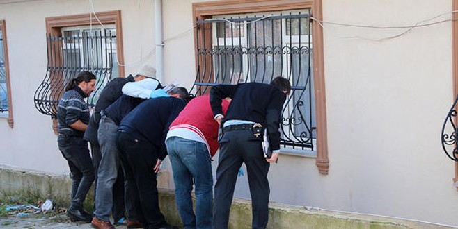 5 metre yükseklikten beton zemine çakıldı!