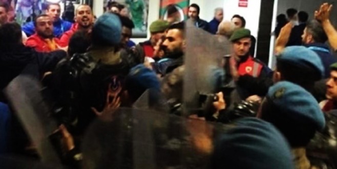 Alanyaspor- Kayserispor maçı sonrası arbede