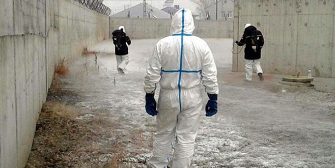 Askerlerin zehirlenmesinden sonra saat başı ölçüm yapıyorlar