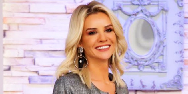 Esra Erol zirvede tek başına