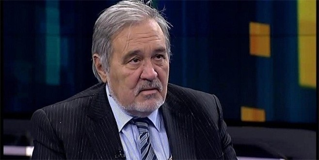 ABD’li profesörü İlber Ortaylı rezil etti