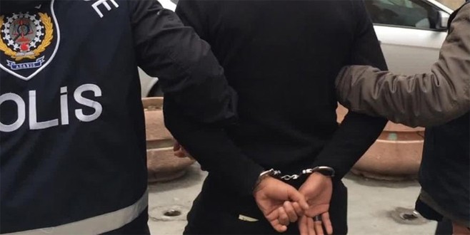 İstanbul’da doktor ve öğretmenlere operasyon