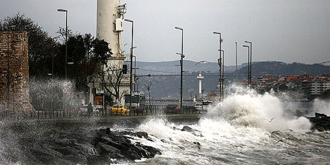 Meteoroloji’den İstanbul’a fırtına uyarısı