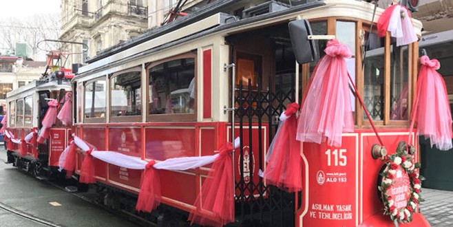 Nostaljik tramvay yeniden İstiklal’de