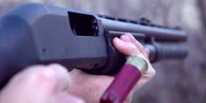 17 yaşındaki kız babasını öldürdü