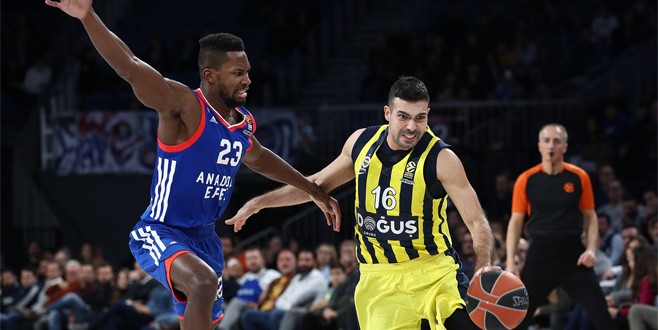 Fenerbahçe – Efes’i mağlup etti