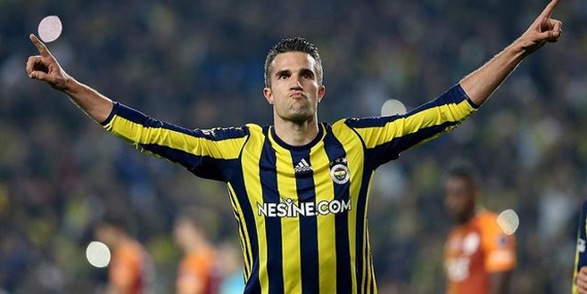Fenerbahçe Robin van Persie’den kurtuluyor
