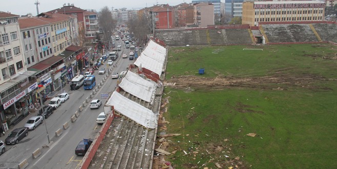 Kartal stadı yerine meydan projesi