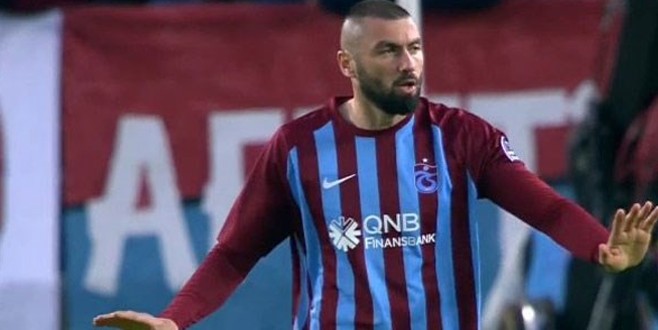 Burak Yılmaz düştü ‘penaltı yok’ dedi