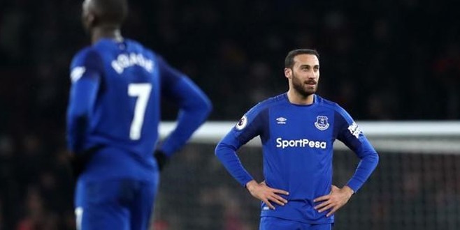 Cenk Tosun’un takımı darmadağın!