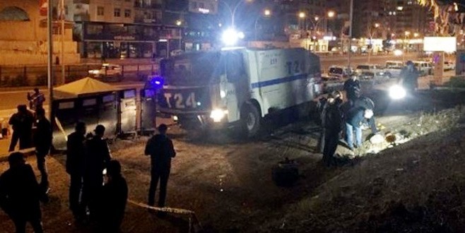 Diyarbakır’da polis noktasına hain saldırı
