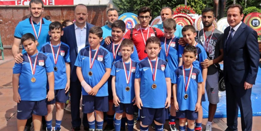 19 Mayıs Maltepe’de de coşkuyla kutlandı