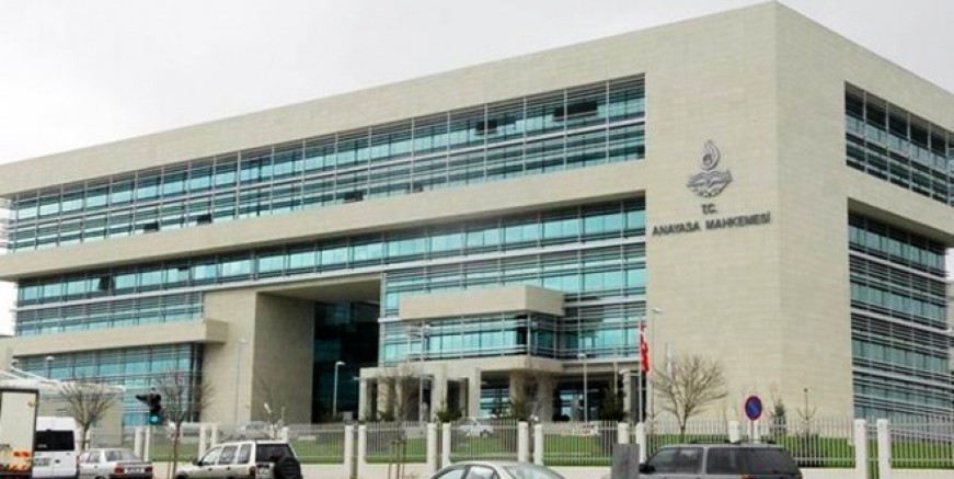 CHP ‘KHK yetkisi’ kararını AYM’ye taşıyor