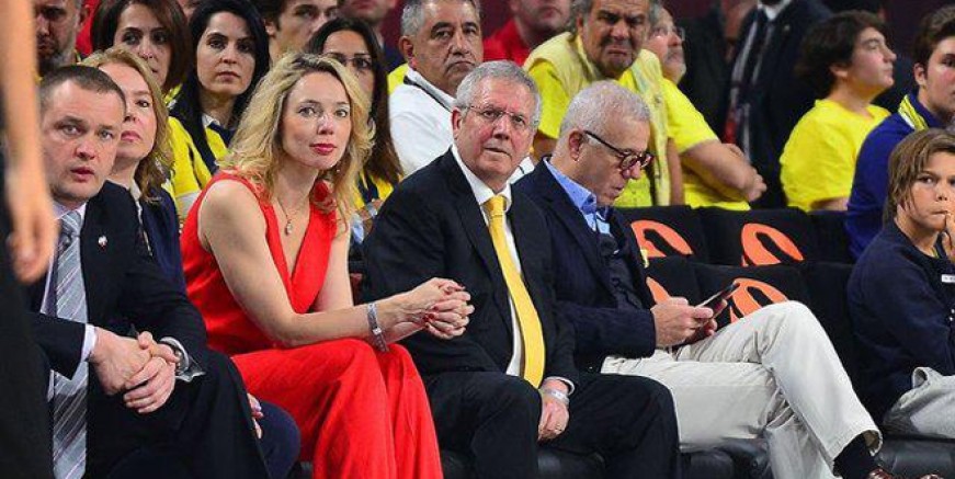 İlona Korstin Fenerbahçe’ye uğurlu geliyor