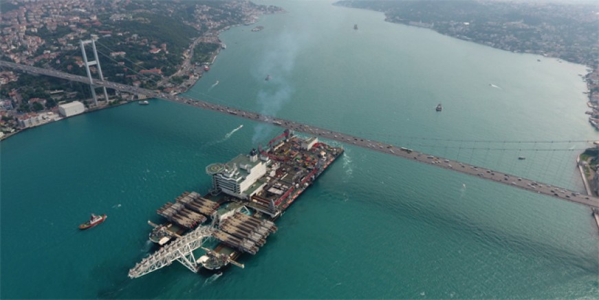 Dünyanın en büyüğü İstanbul Boğazı’ndan geçiyor