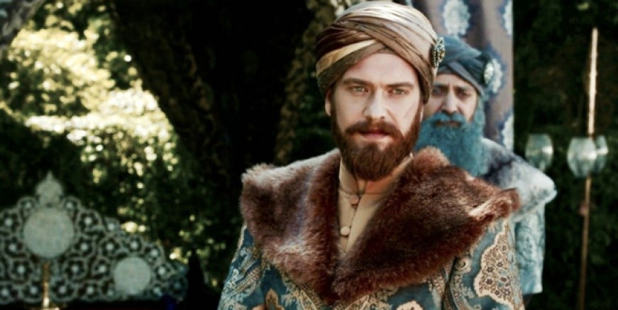 Engin Öztürk Halk Market’e destek verdi