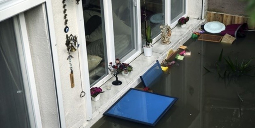 İstanbul’da sağanak hayatı felç etti