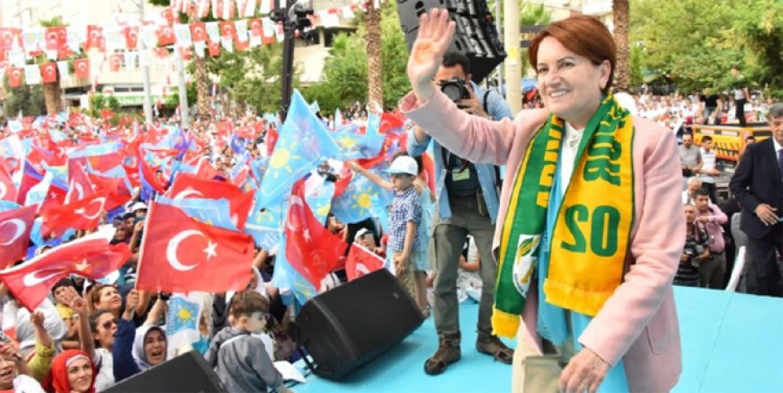 Meral Akşener: Güneş doğacak ampul gidecek