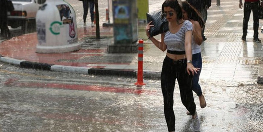 Meteoroloji İstanbul için saat verdi!