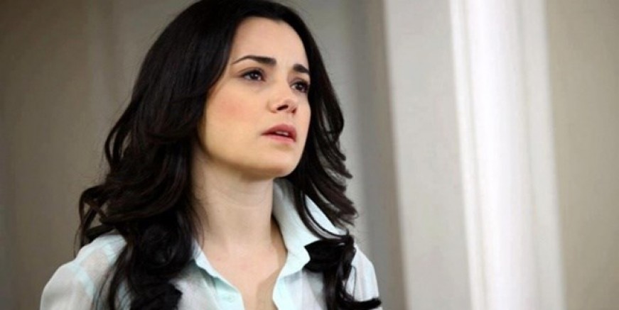 Özgü Namal ekranlara dönüyor