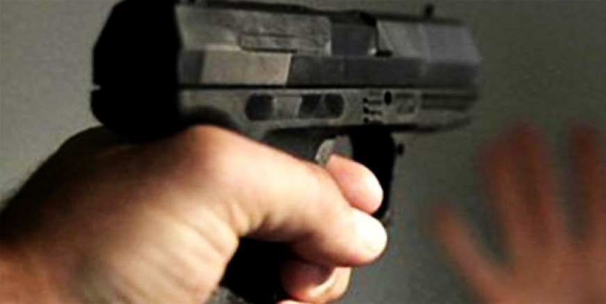 Uzman çavuş boşanmak isteyen eşini öldürdü