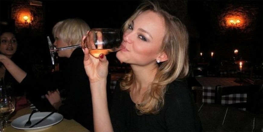 Angelica Lino De Carvalho’ya iğrenç taciz!