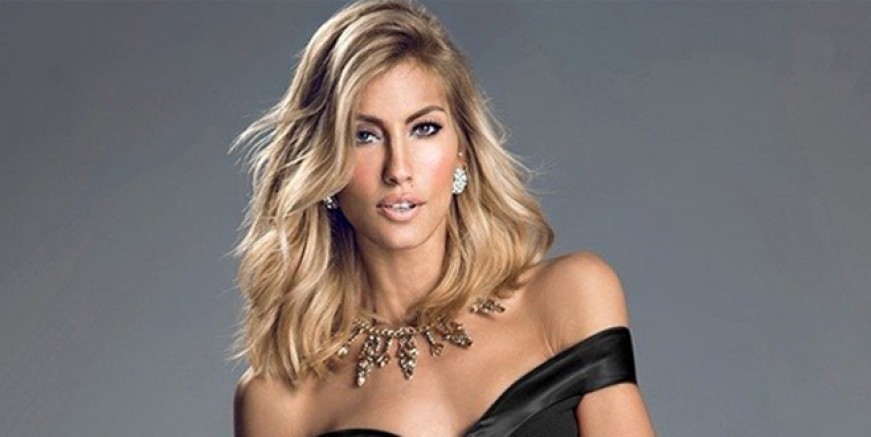 Çağla Şıkel taksiciyle kavga etti