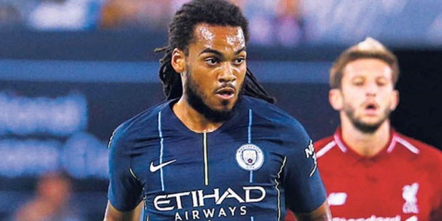 Denayer Galatasaray’a yakın