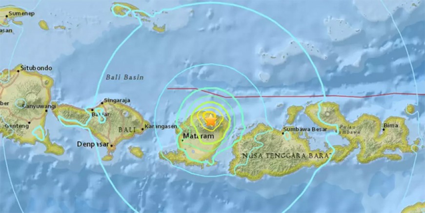 Endonezya’da 6.4’lük deprem: 10 ölü