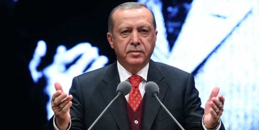 Erdoğan için ‘diktatör’ diyen sunucu kovuldu