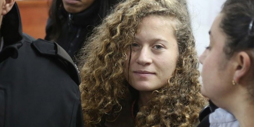 Filistin’in cesur kızı Ahed Tamimi artık serbest