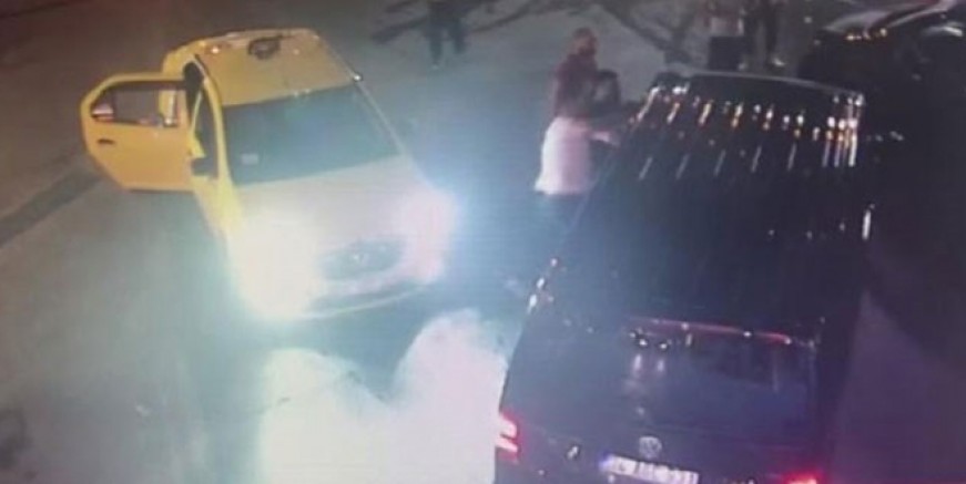 Maltepe’de Uber aracına saldırdılar!