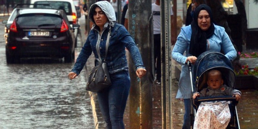 Meteoroloji’den İstanbul’a kritik uyarı! Sel…