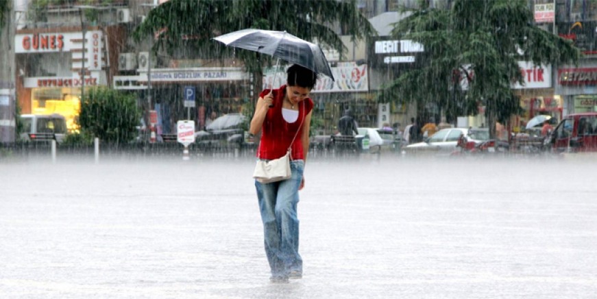 Meteoroloji İstanbul için saat verdi