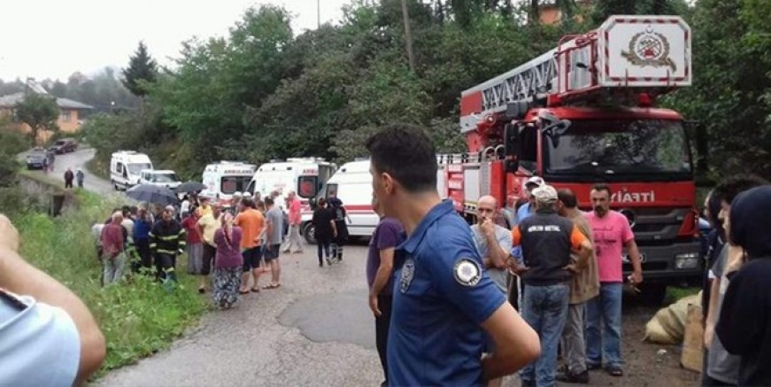 Giresun’da feci kaza: Aynı aileden 3 kişi öldü