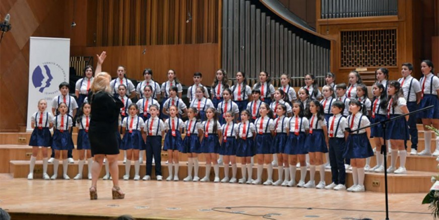 Çocuk Korosu yeni seslerini arıyor