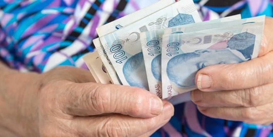 Emeklinin zamlı maaşı belli oluyor