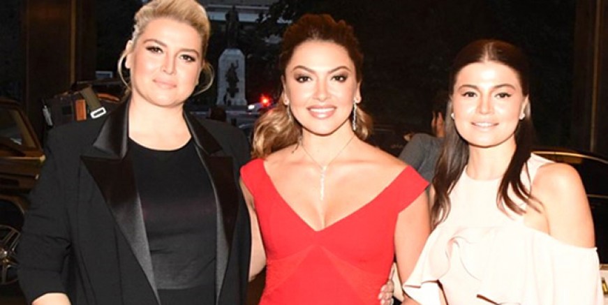 Hadise tüm mallarını kaptırdı!