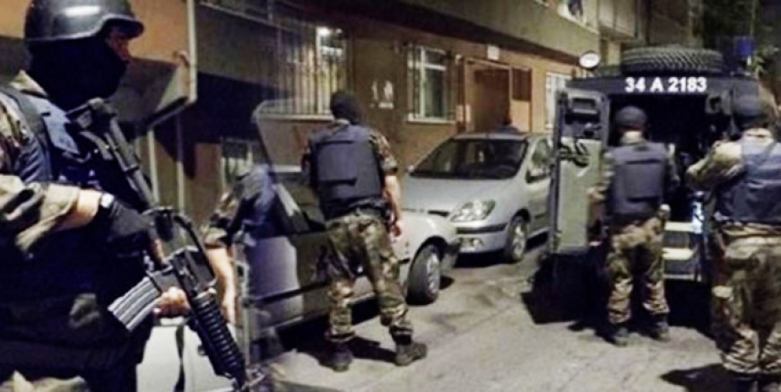 İstanbul’da DHKP-C polisle çatıştı