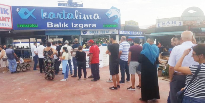 Kartal’da 1 liralık hamsiye hücum!