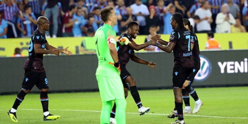 Trabzonspor Galatasaray’ı farka boğdu