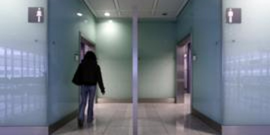 Ünlü internet sitesinde sapık şoku!